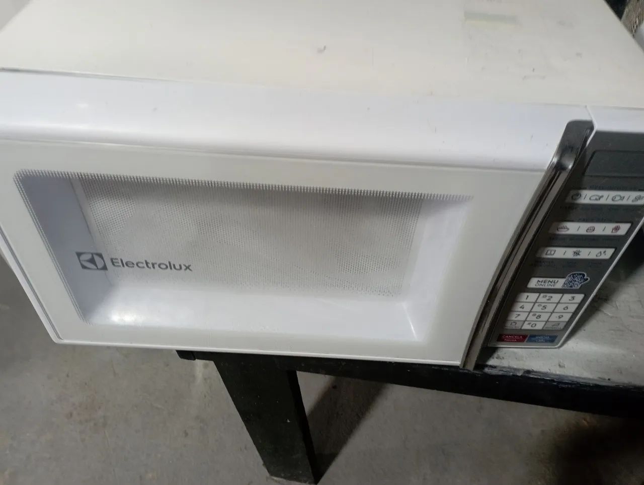 Microondas Eletrolux 30 litros 