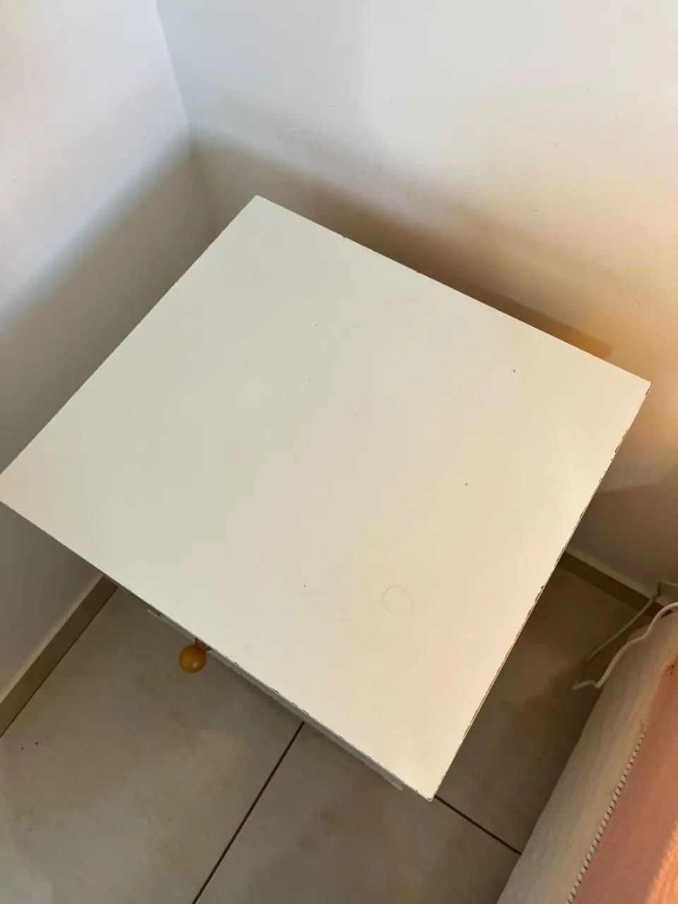 Kit 2 Mesas de Cabeceira Mobly Retrô Plus Branca Acetinado - Foto 4