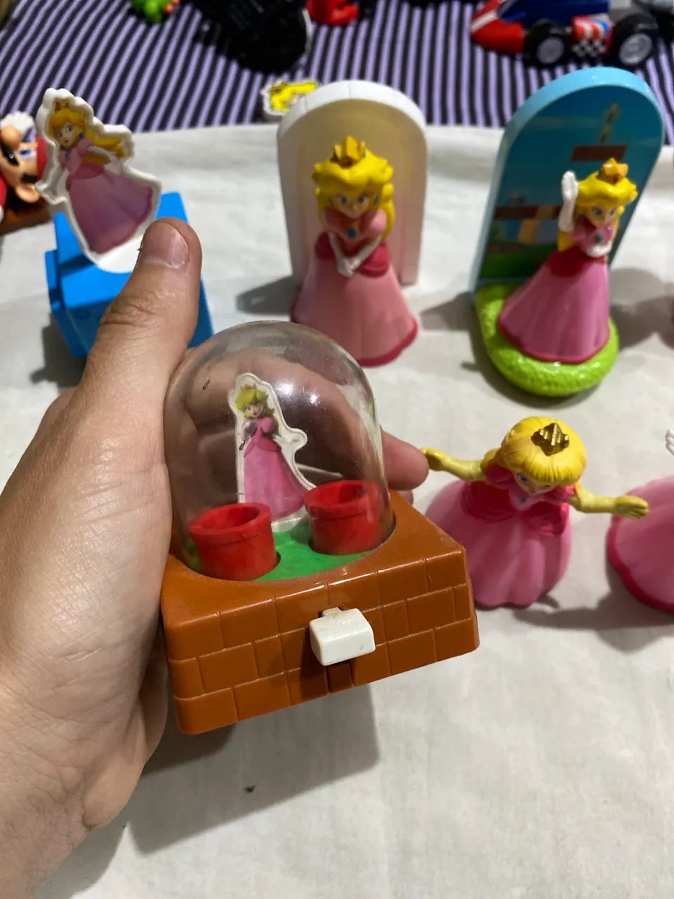 Princesa peach miniaturas super mario Mc Donalds kit