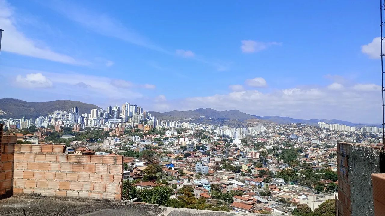 Casa apenas com algumas paredes  - Foto 3