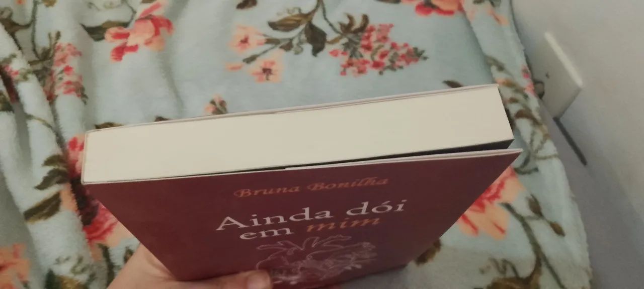 Livro Ainda Dói Em Mim  - Foto 4