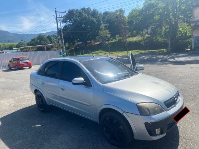Chevrolet Corsa Corsa Sed. Premium 1.4 8V ECONOFLEX 4p 2011