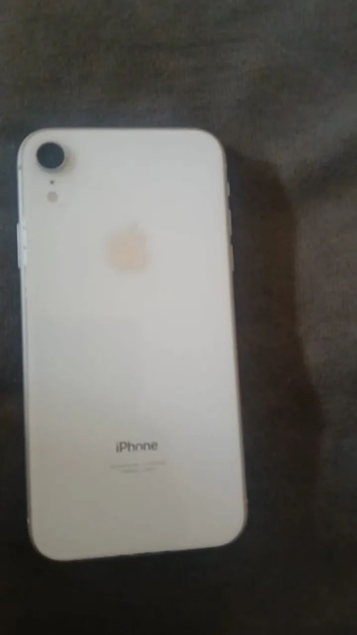 IPHONE XR-64 GH-73%-USADO