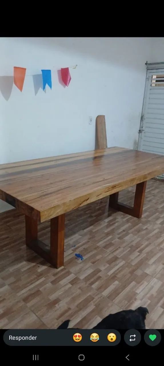 Mesa de madeira 