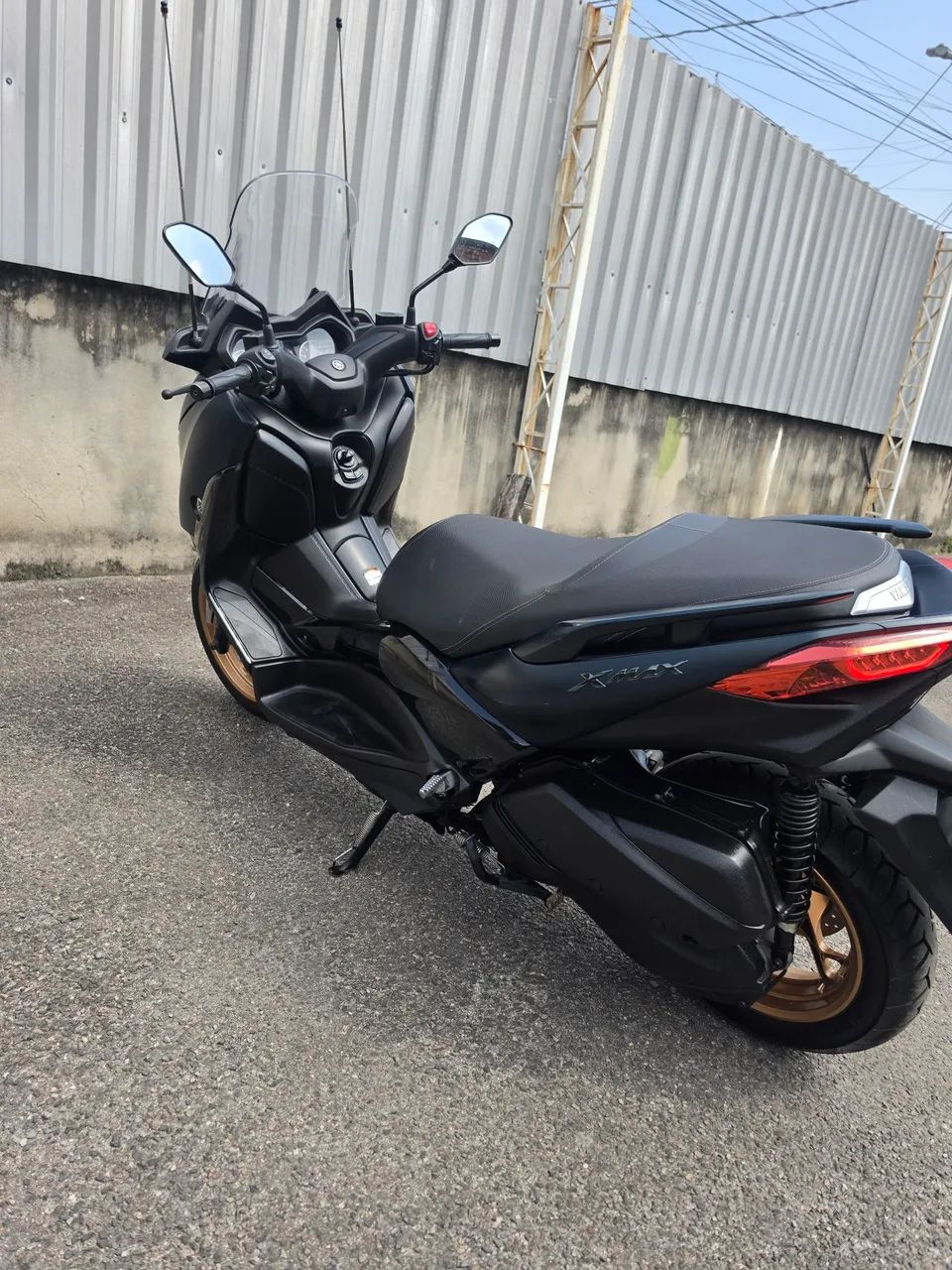 Xmax 250  - Foto 4