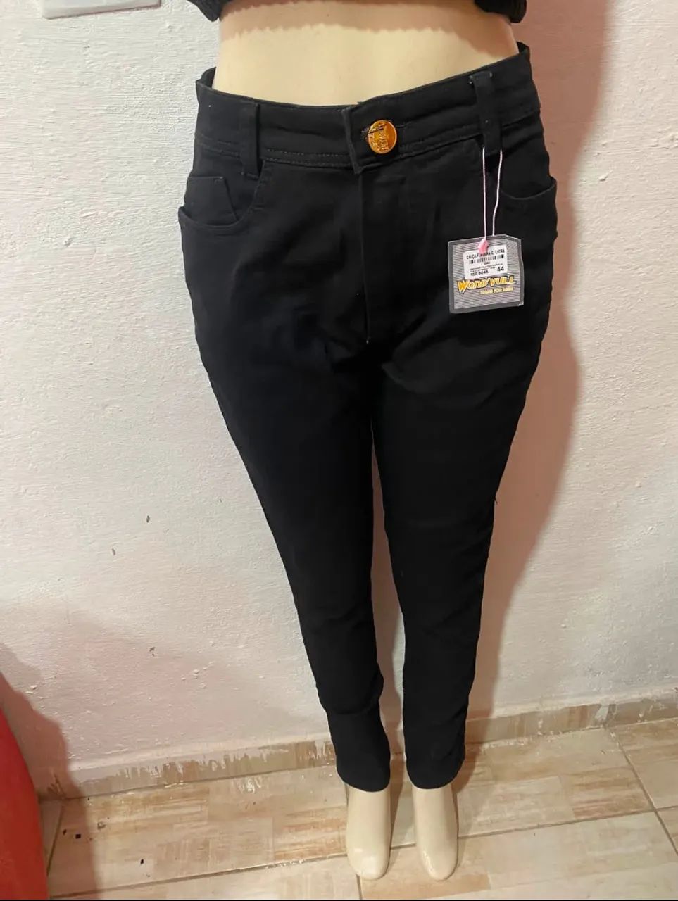 Calça jeans preta  - Foto 2