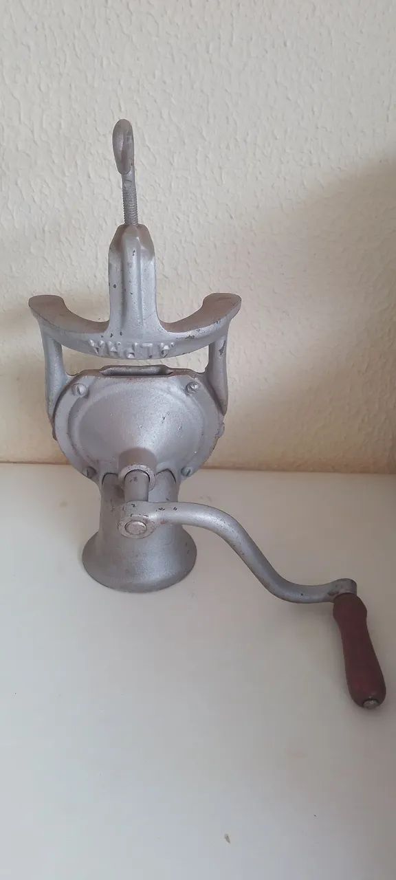 Moedor de café antigo