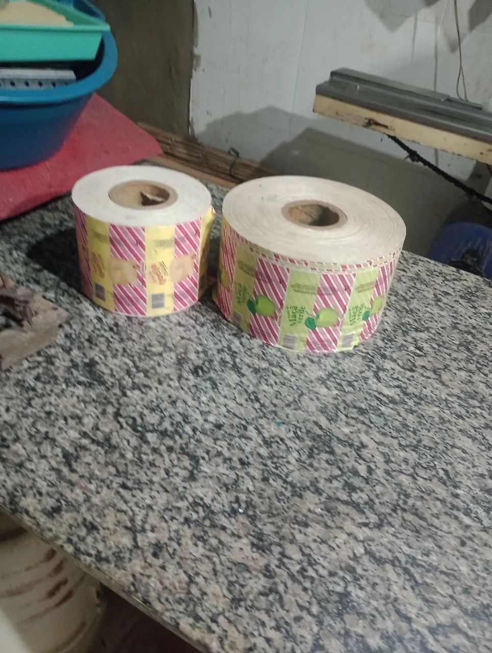Selling popsicle paper rolls