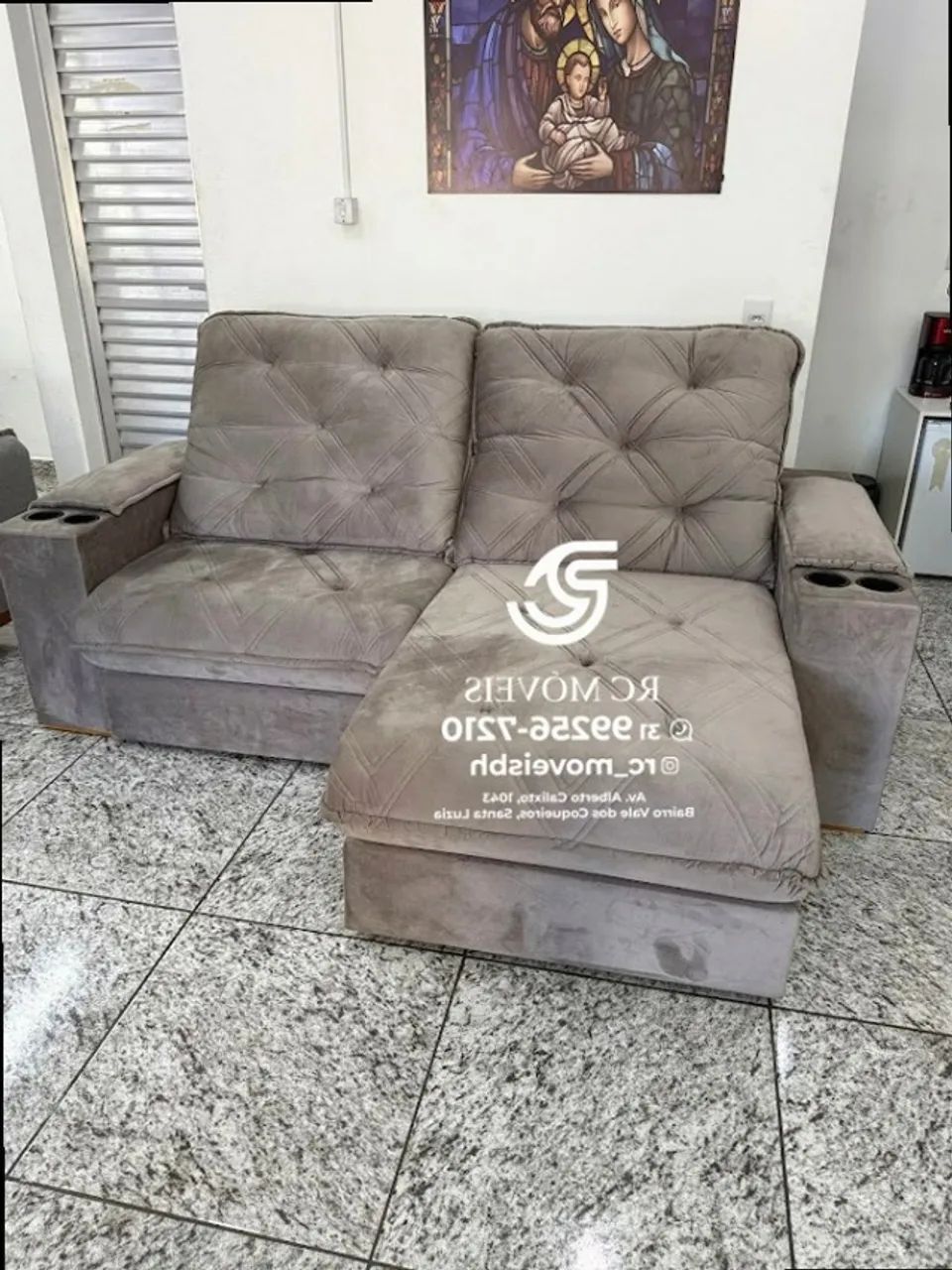 Sofá Retrátil Reclinável Cuiabá com Porta Copos D33 Molas Ensacadas - Foto 3