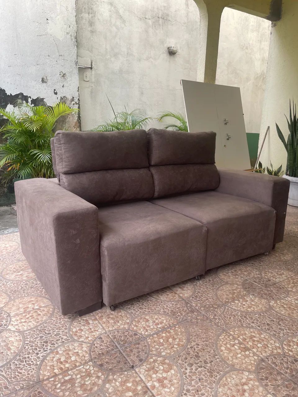 Sofá Novo retrátil e reclinável  - Foto 2