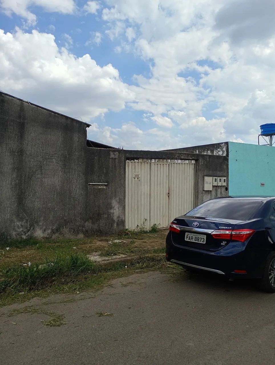 VENDO CASA SIMPLES!