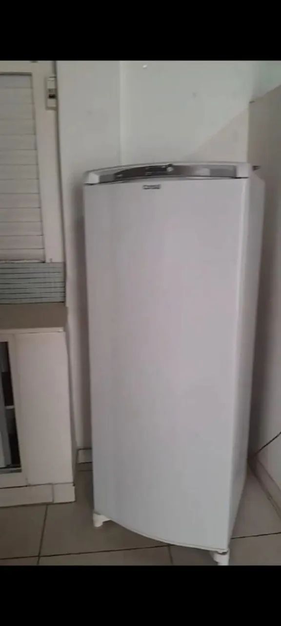 Alugo apartamento centro - Foto 2