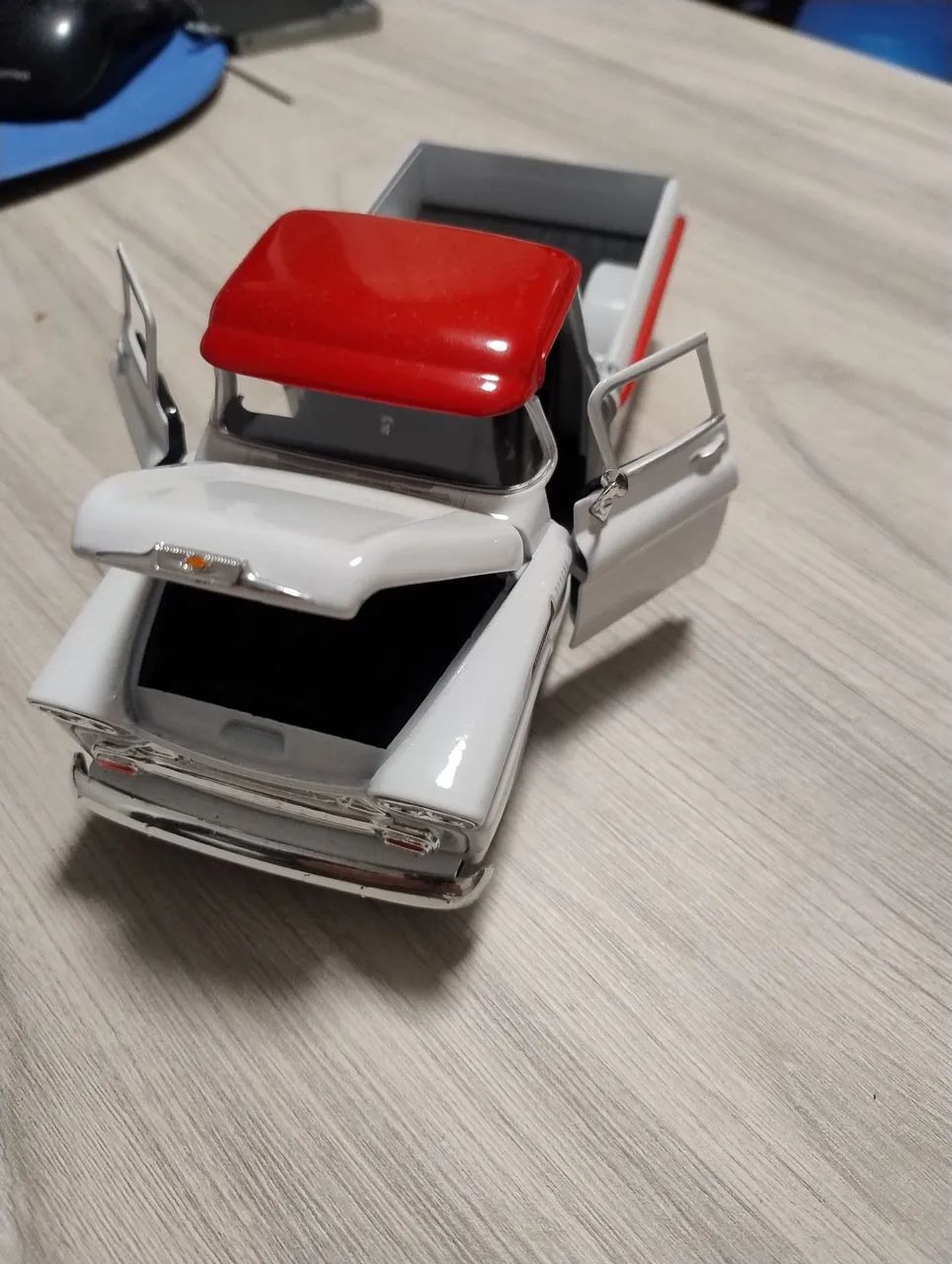 Miniatura Chevy Apache 1958 1:21. Ótimo estado - Foto 3