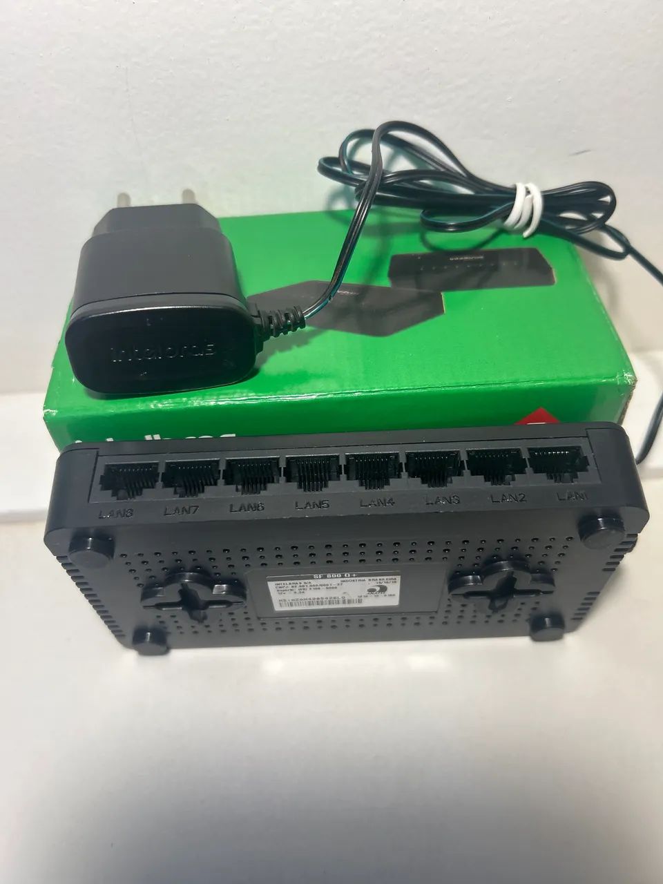 Switch 8 saídas INTELBRAS SF800Q+ 100/100Mbps - Foto 3