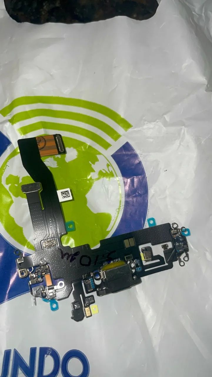 Conector de carga iPhone 12 - Foto 4
