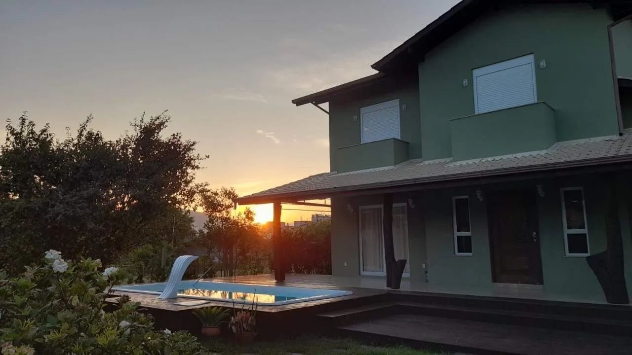 Casa à venda, 4 quartos, 1 suíte, 2 vagas, Campeche - Florianópolis/SC - Foto 4
