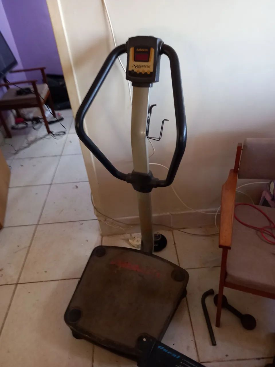 Plataforma vibratória Athletic Advanced - Foto 4