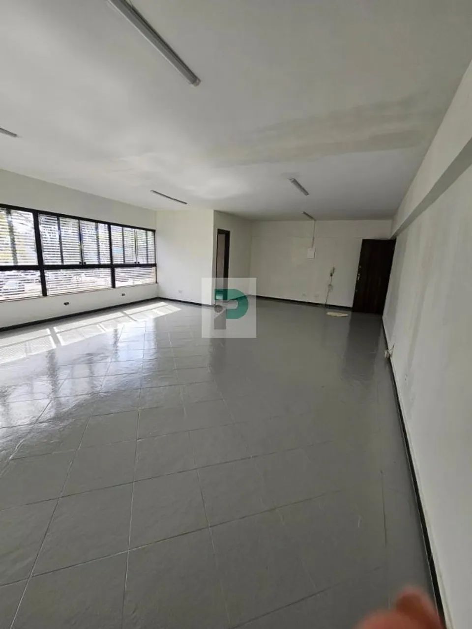 Sala Comercial para Locação em Mogi das Cruzes, Centro, 1 banheiro - Foto 3