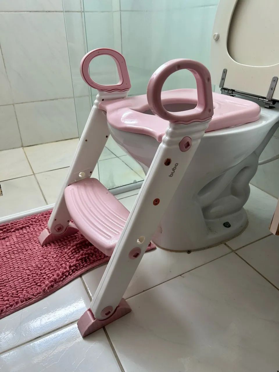 ASSENTO REDUTOR INFANTIL COM ESCADA - BUBA - Foto 2
