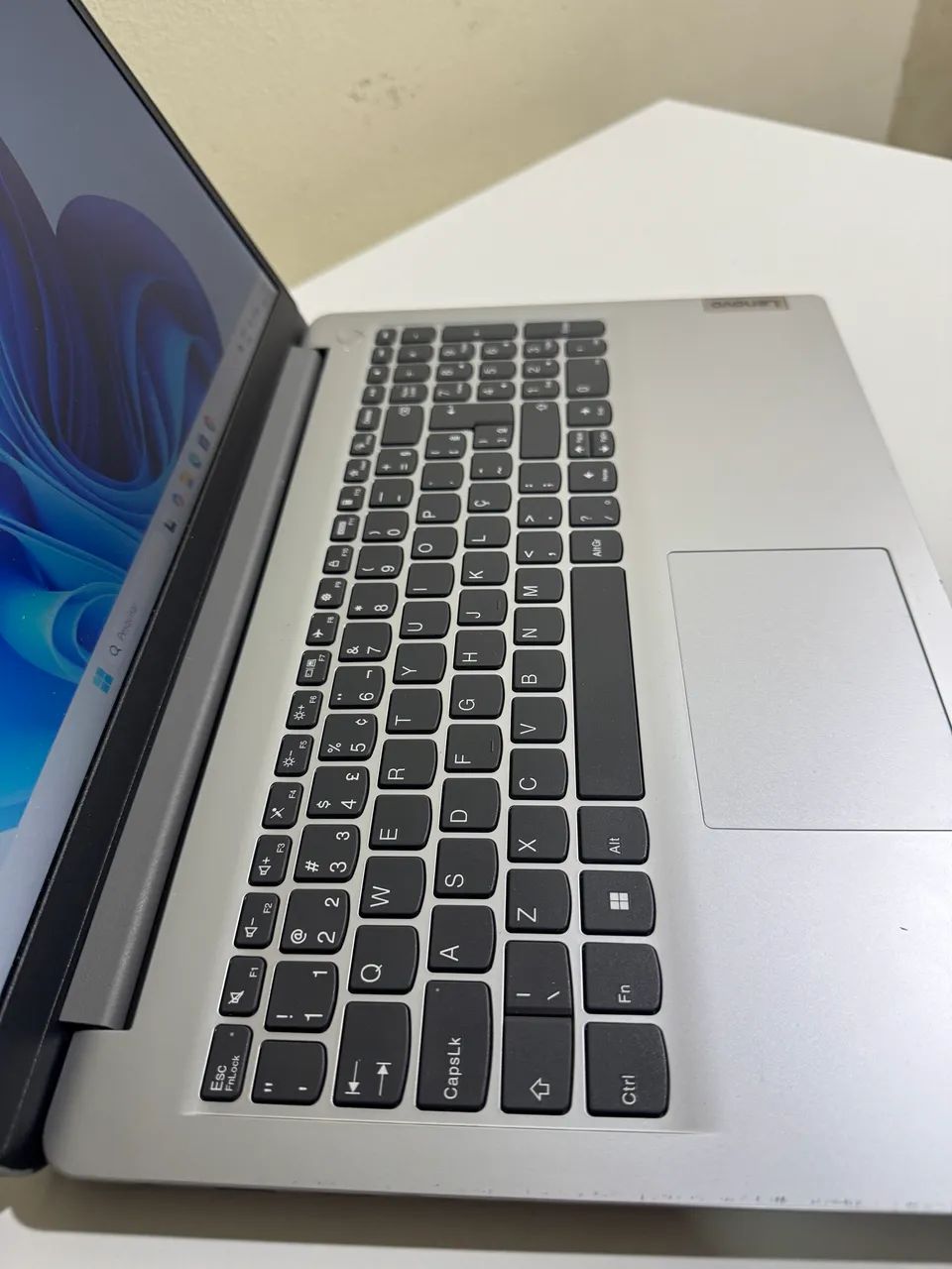Notebook Lenovo ideapad - Foto 4
