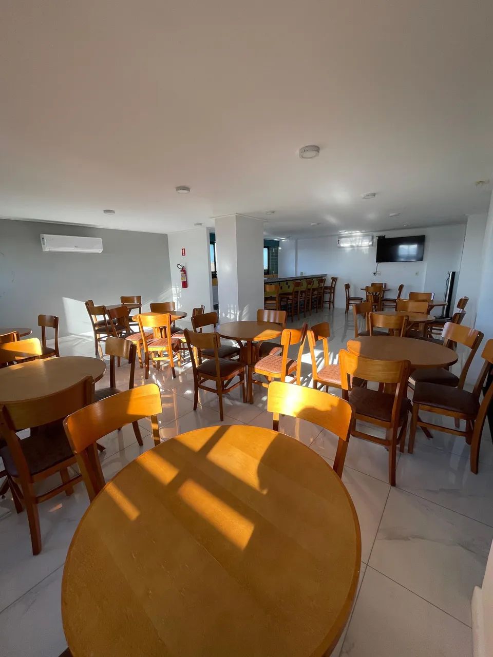 ALUGUEL - QUARTO E SALA | TOTALMENTE MOBILIADO | PROX AO CESMAC | FAROL - Foto 4