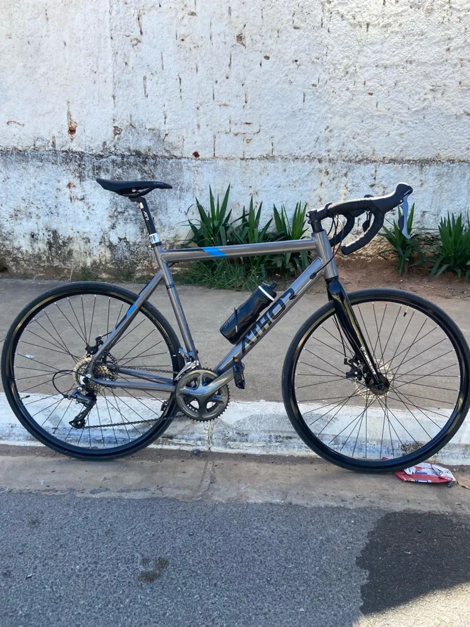 Bicicleta speed Athor kit shimano Claris 