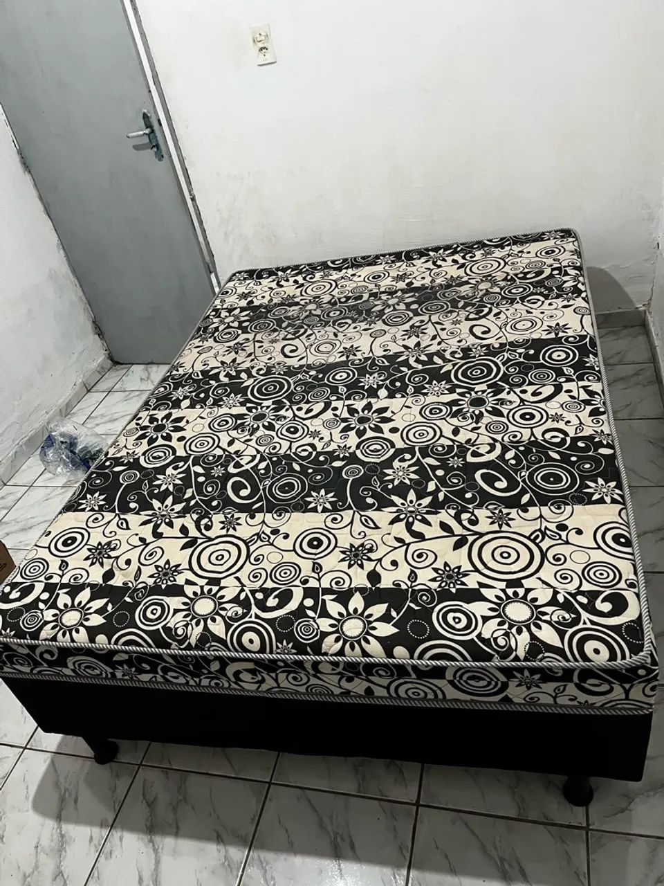 Vendo cama de casal