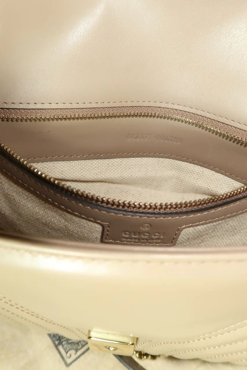 Bolsa Gucci modelo marmont  - Foto 3