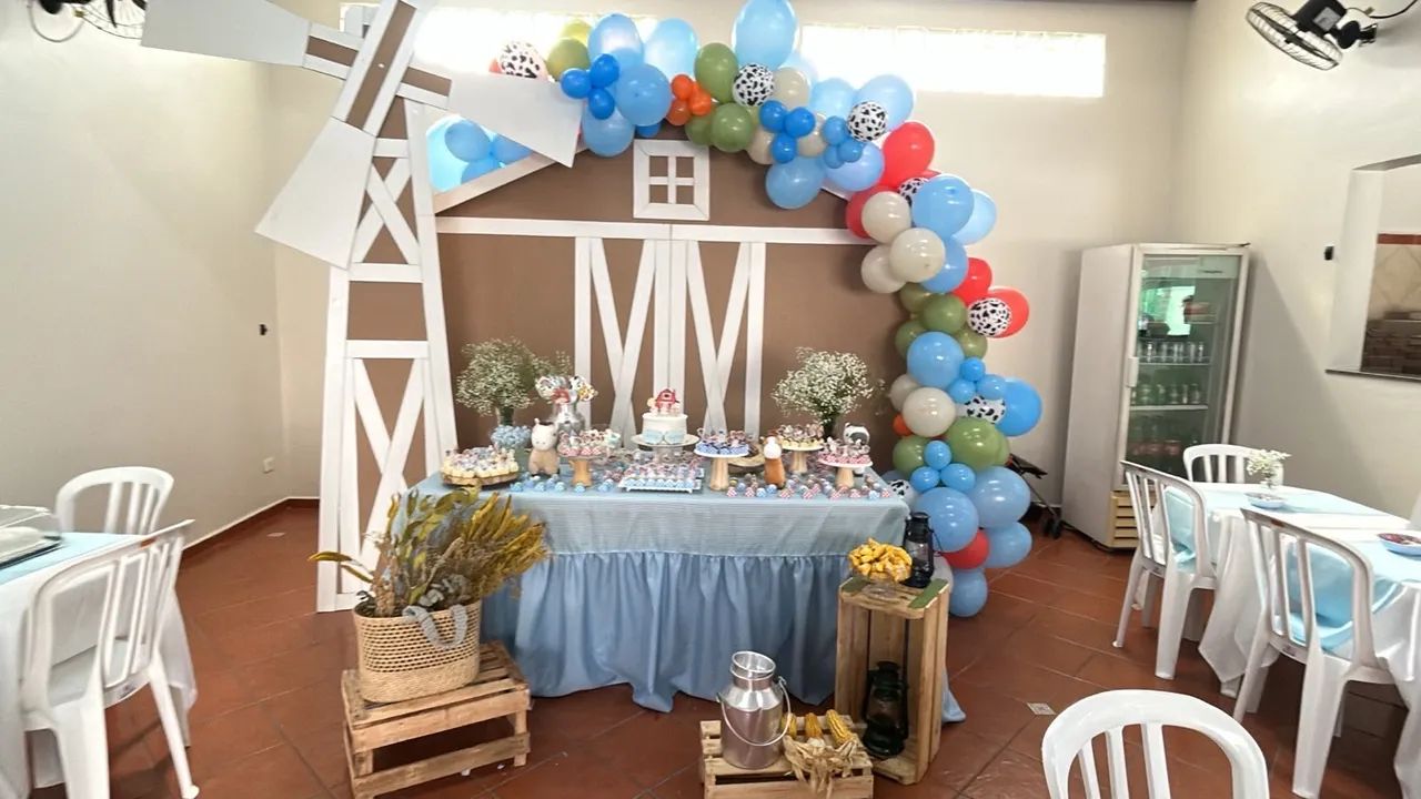 Decoração infantil, celeiro e moinho