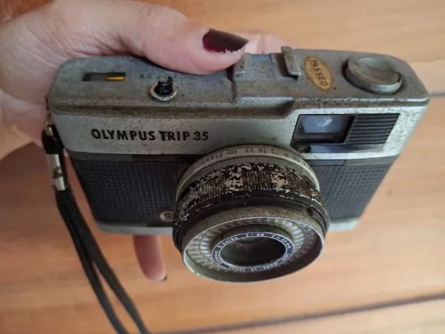 Olympus Trip 35 - Vintage (Para Peças, Restauro ou Decoração