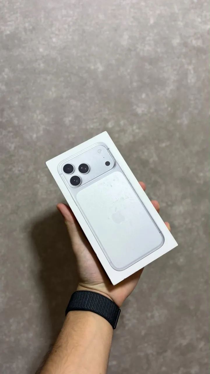 Iphone 17 pro max LACRADO - 256GB.