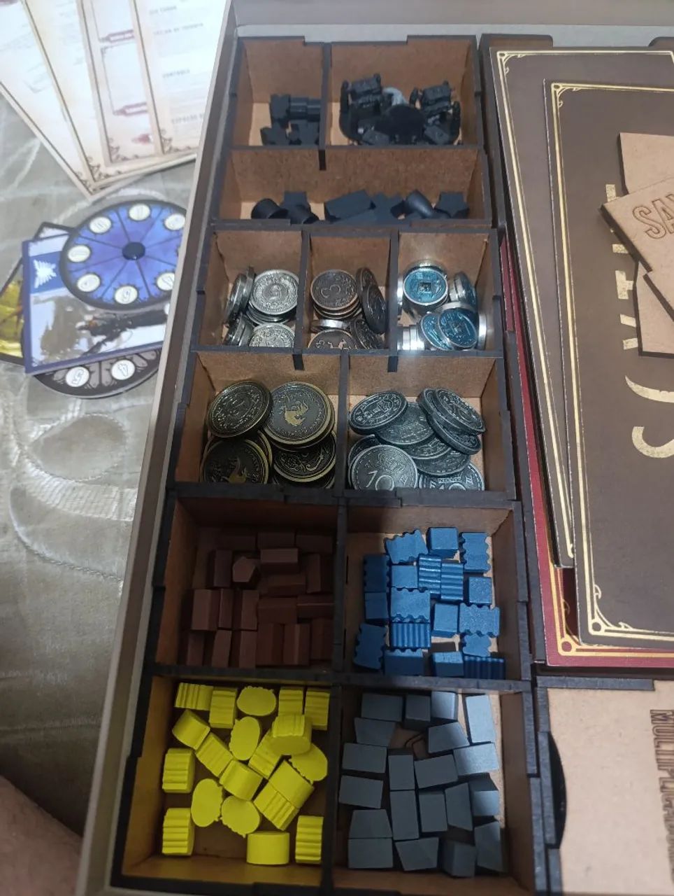 Scythe boas game + 3 expansão + extras - Foto 5