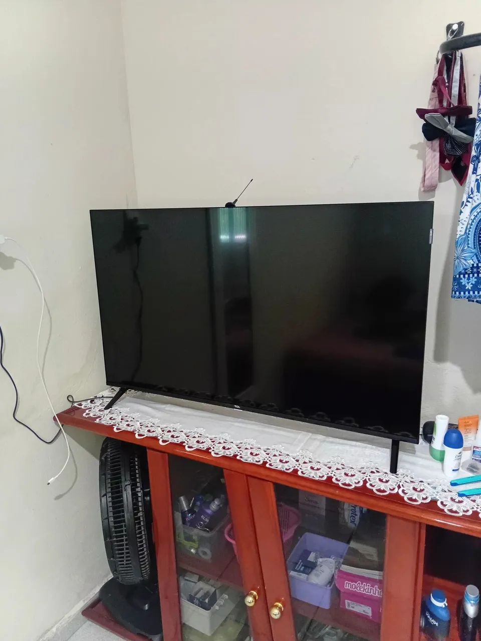 Vendo TV TCL 43 - Foto 2