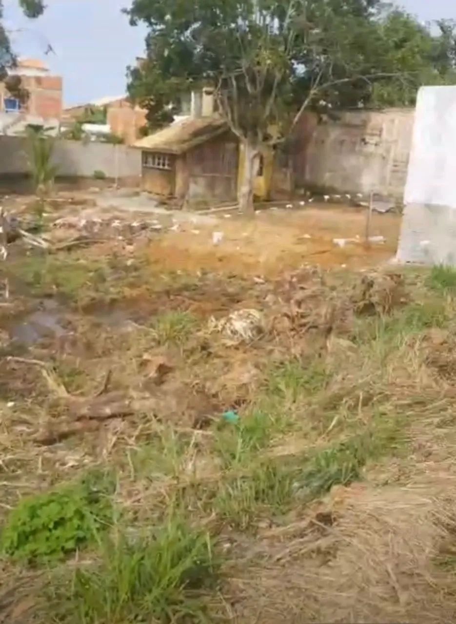 Lotes, casa geminada, casa antiga - Foto 2