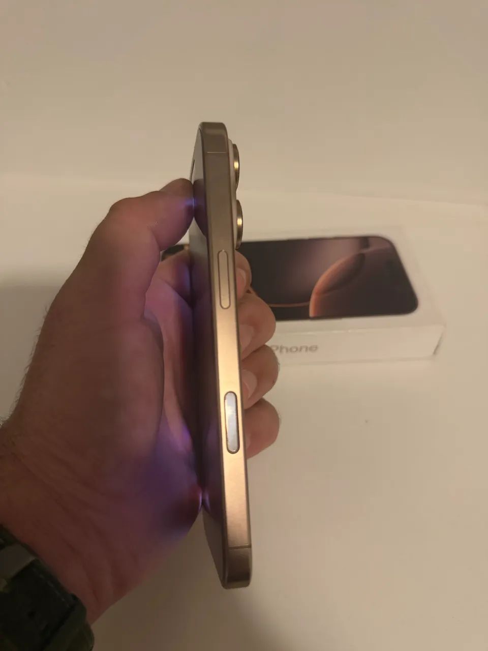 Iphone 16 pro  - Foto 5