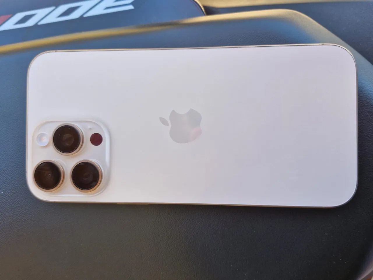 iPhone 16 Pro Max  - Foto 4