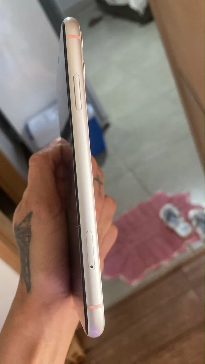 iPhone 11 de 64gb - Foto 2