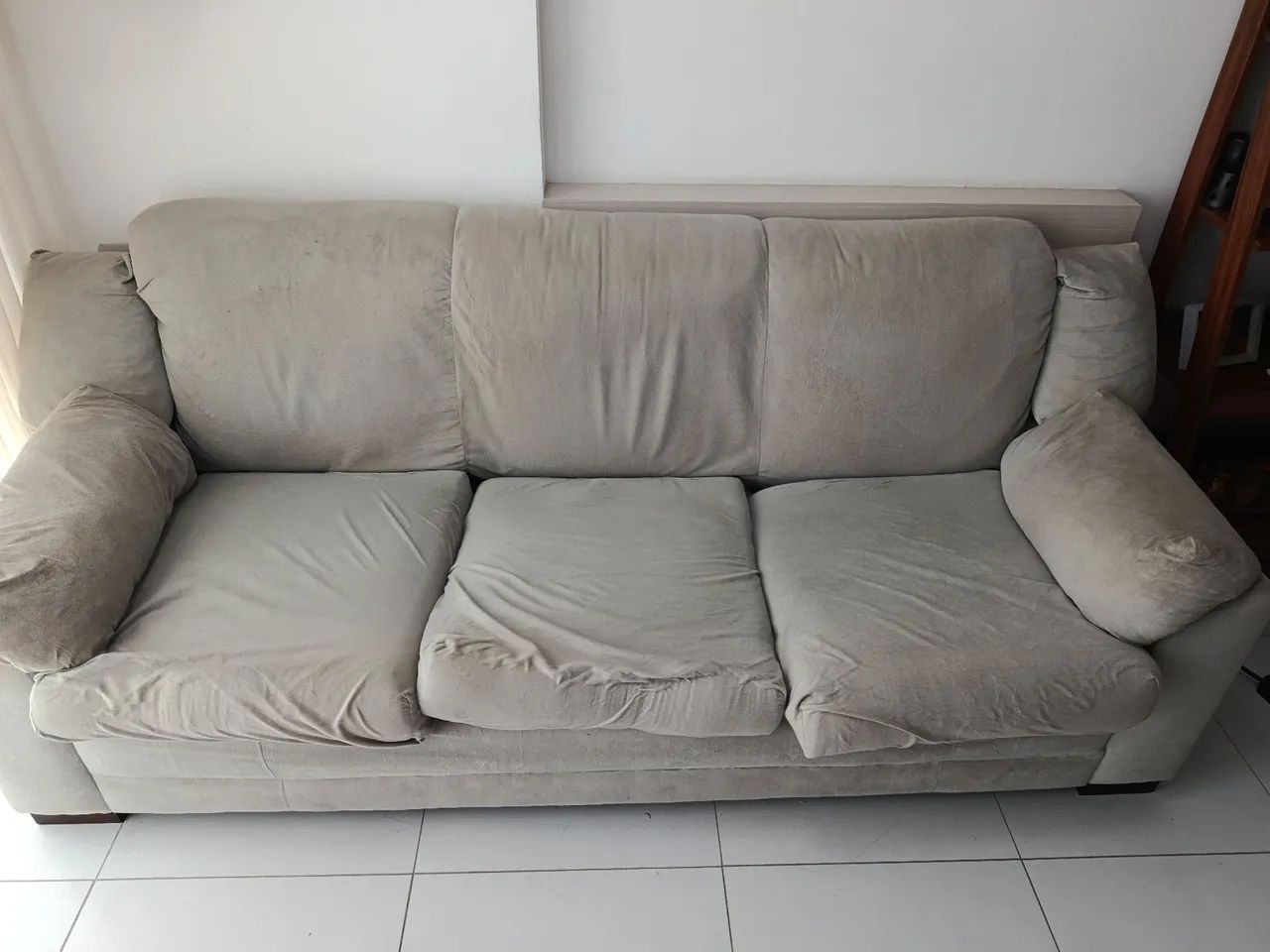 Sofá 3 lugares 