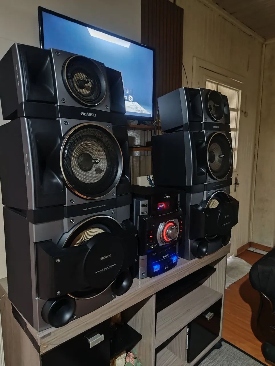 sony gtr8