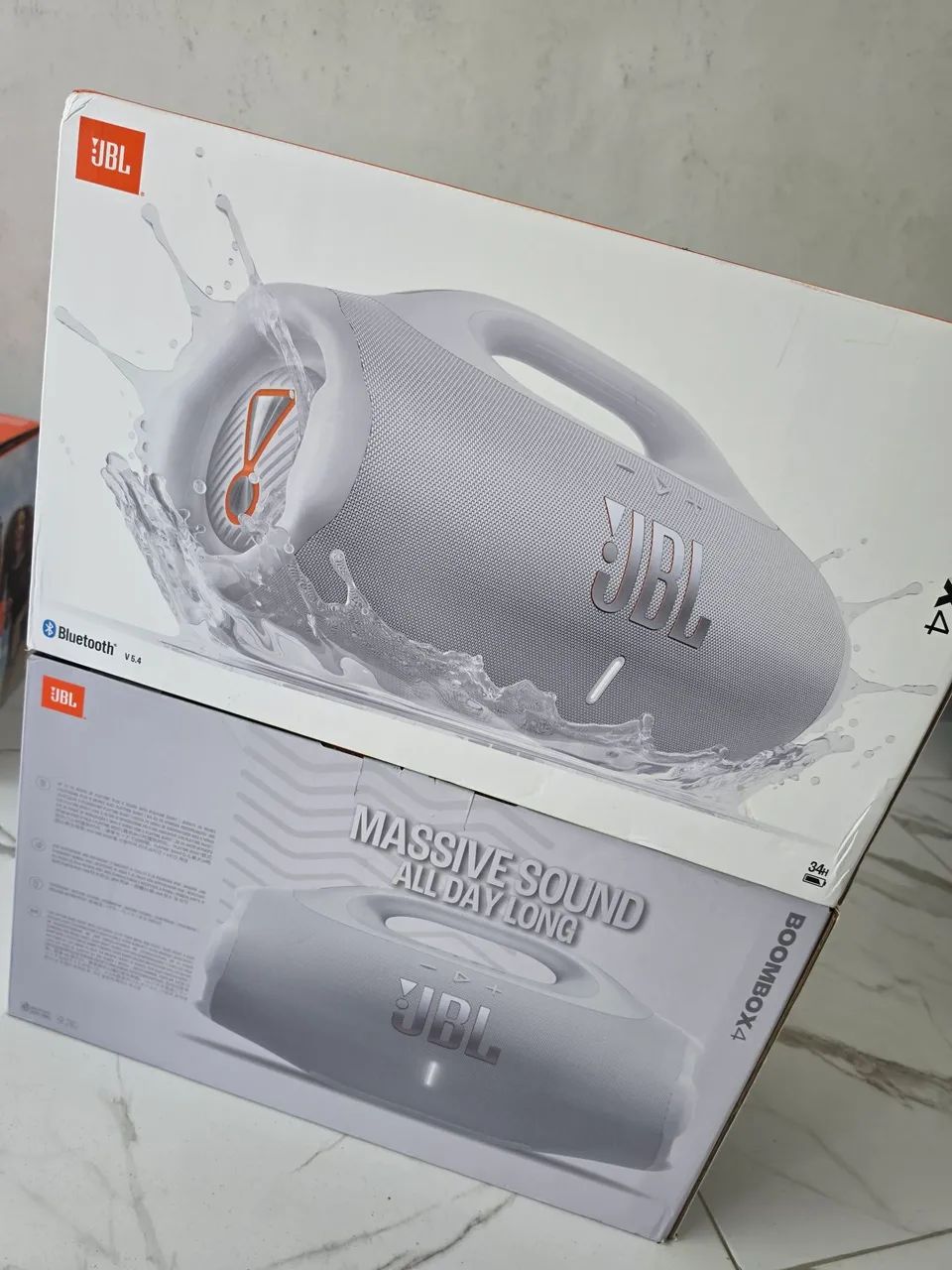 Bombox 4 ? 