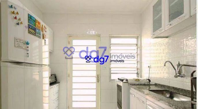 Casa com 2 Dormitórios, sendo 1 Suíte e Edícula nos fundos - Foto 5