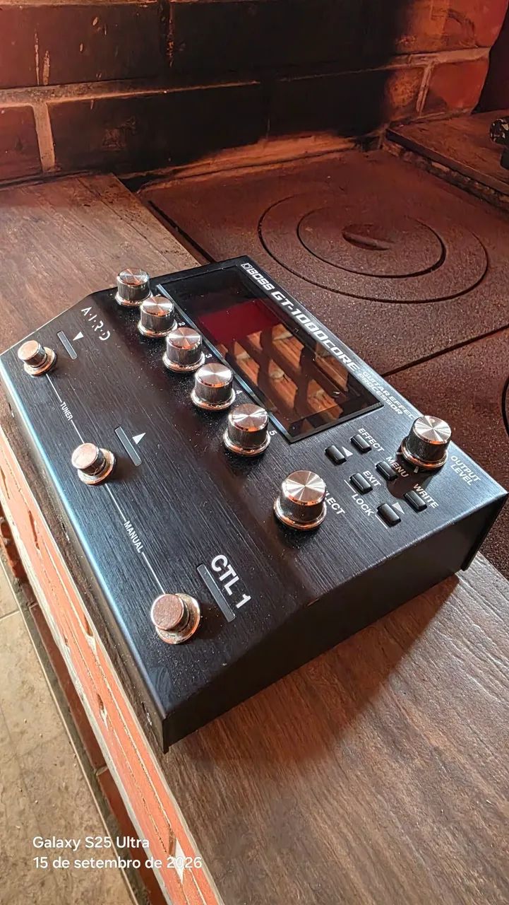 Boss GT-1000 Core - Excelente estado ( Com Fonte Original)