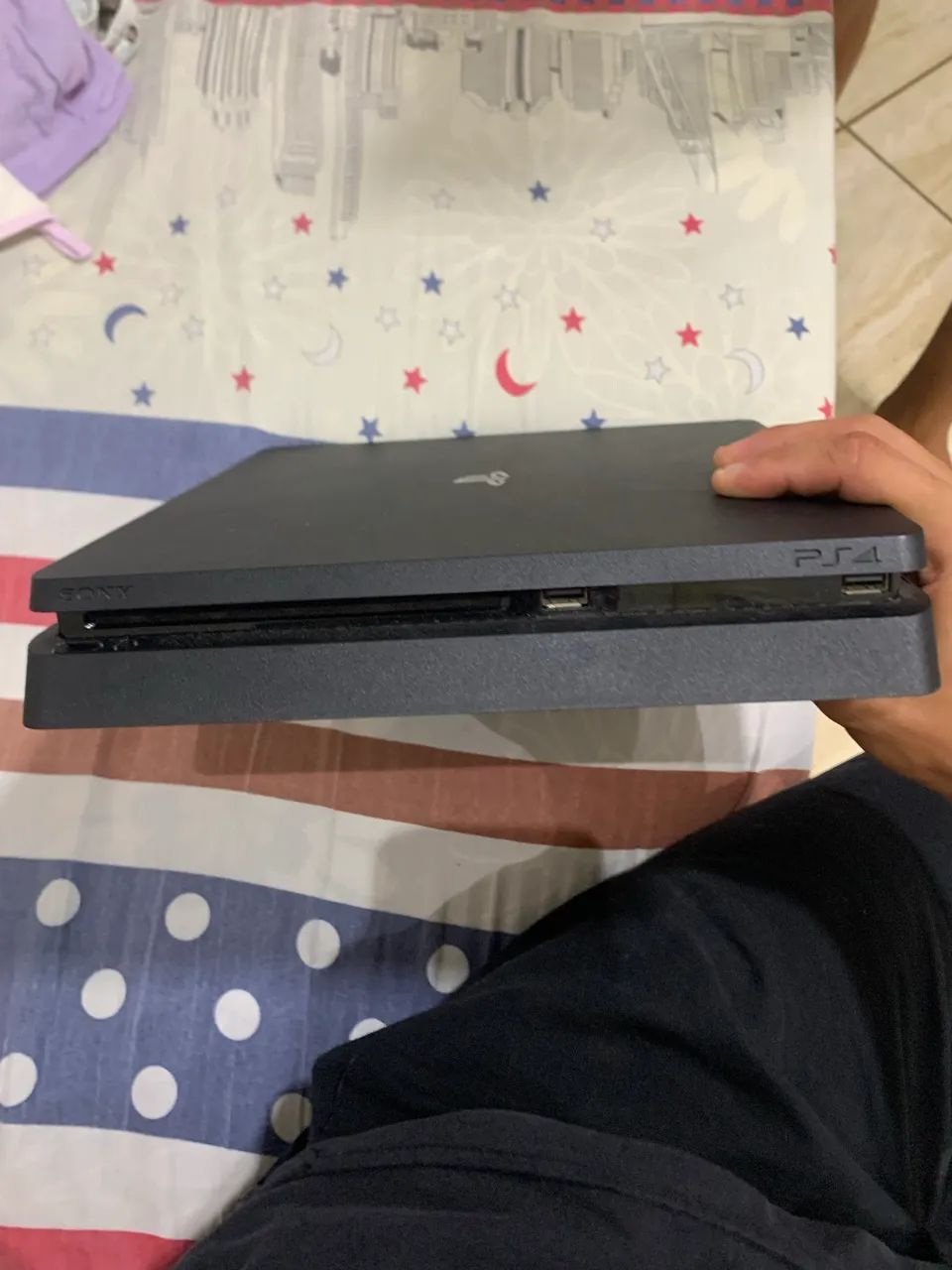 Ps4 slim 1tb
