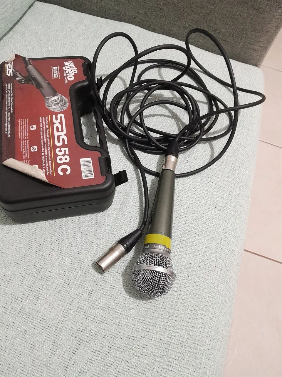 Microfone  com  fio 