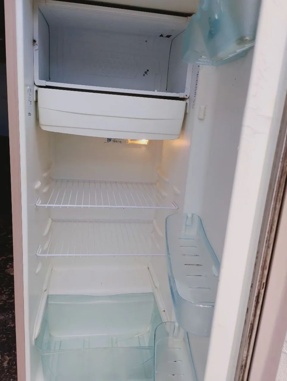 Geladeira Electrolux 240 litros  - Foto 2