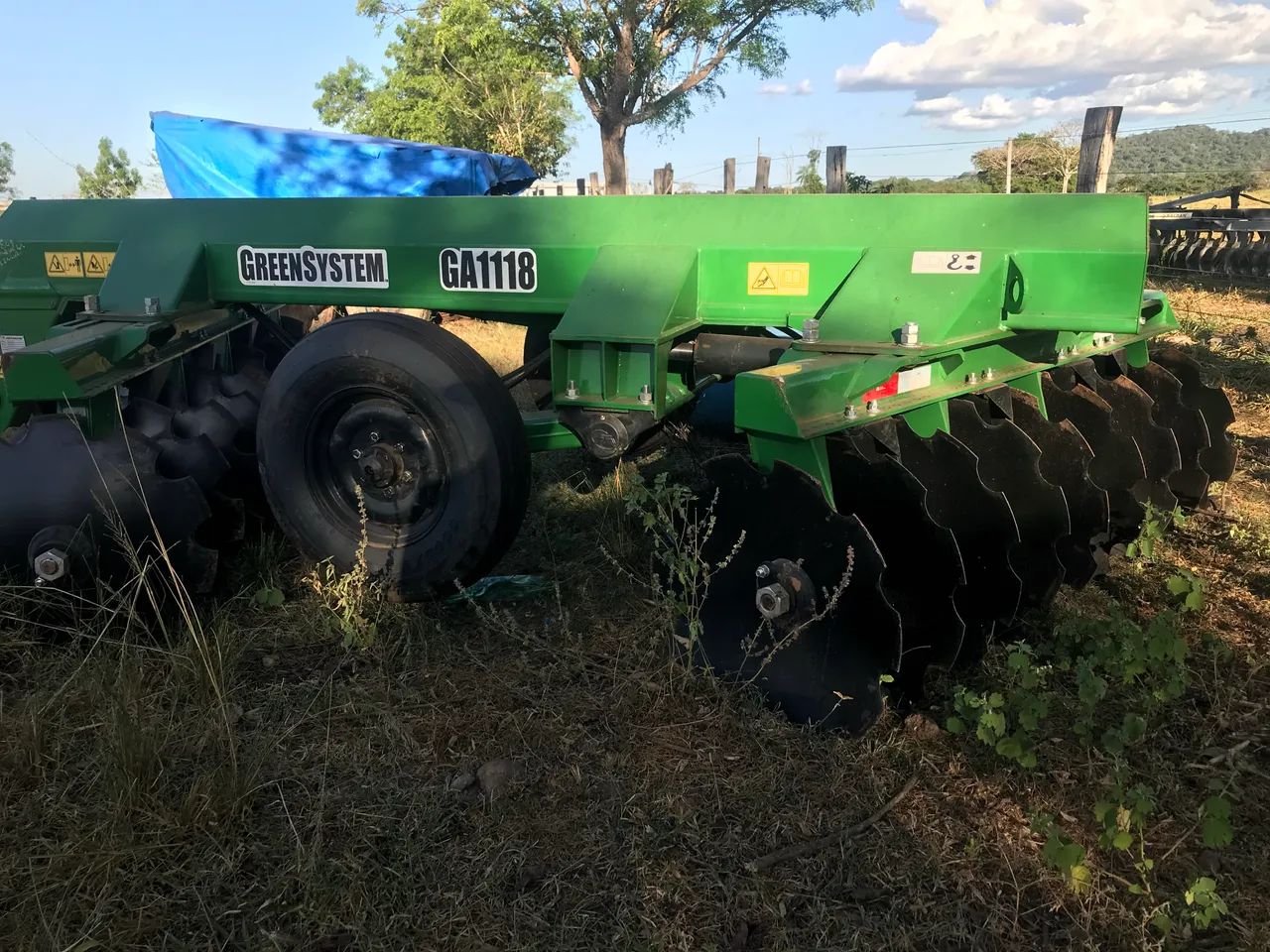 Trator J6125 - Foto 5