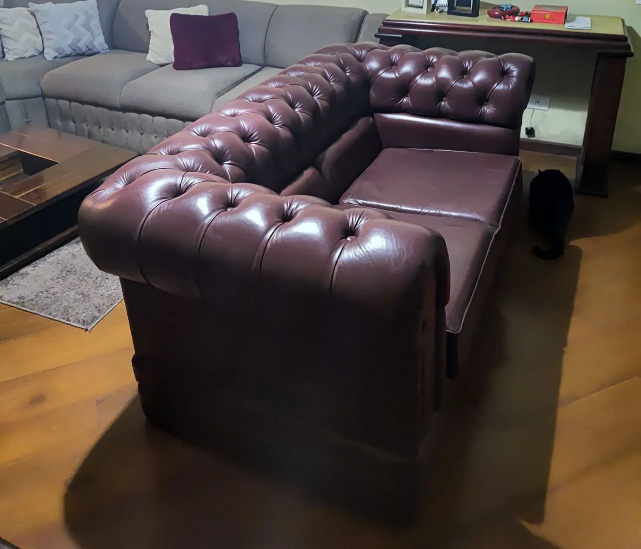 sofa couro legitimo 2 lugares - Foto 3