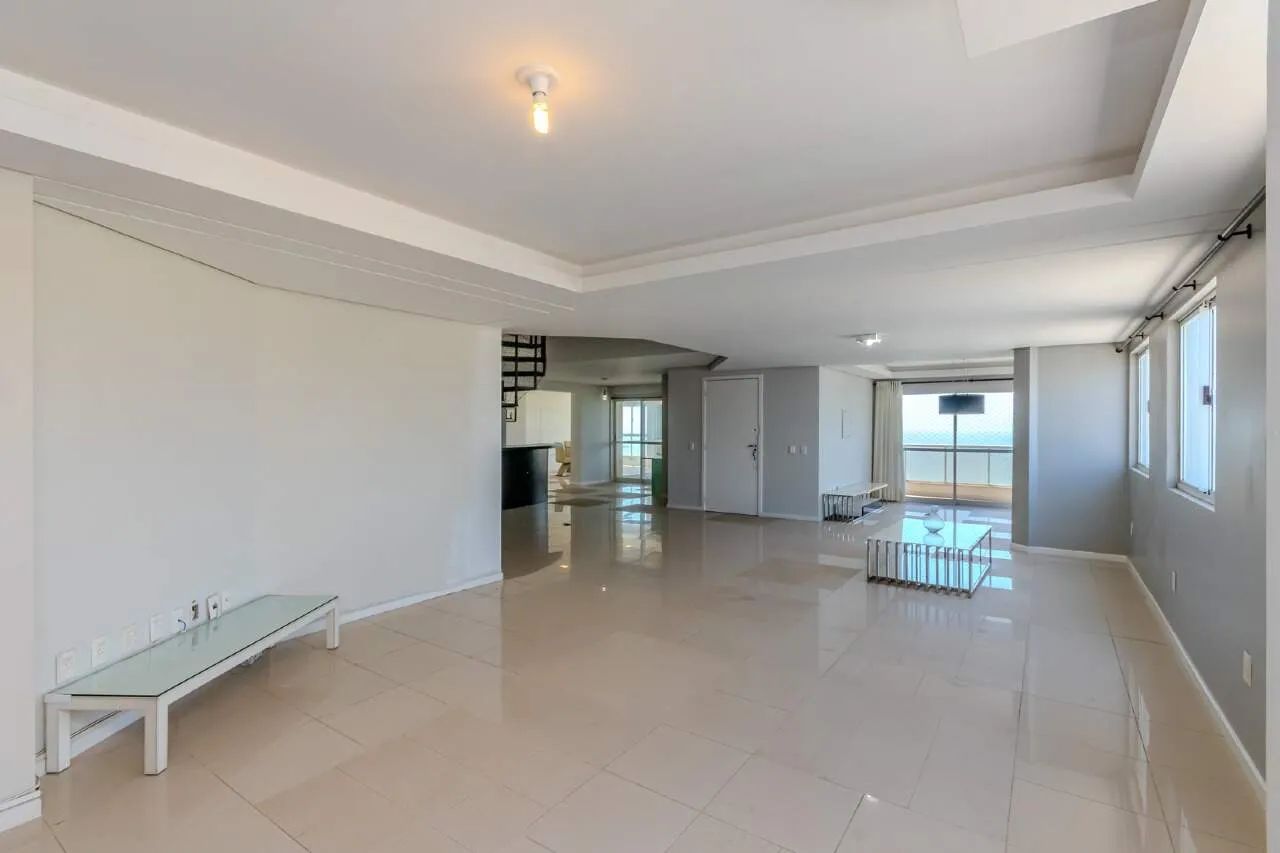 Cobertura Triplex Frente Mar com 05 Suítes no Edifício Marquês de Olinda no Centro em Baln - Foto 5
