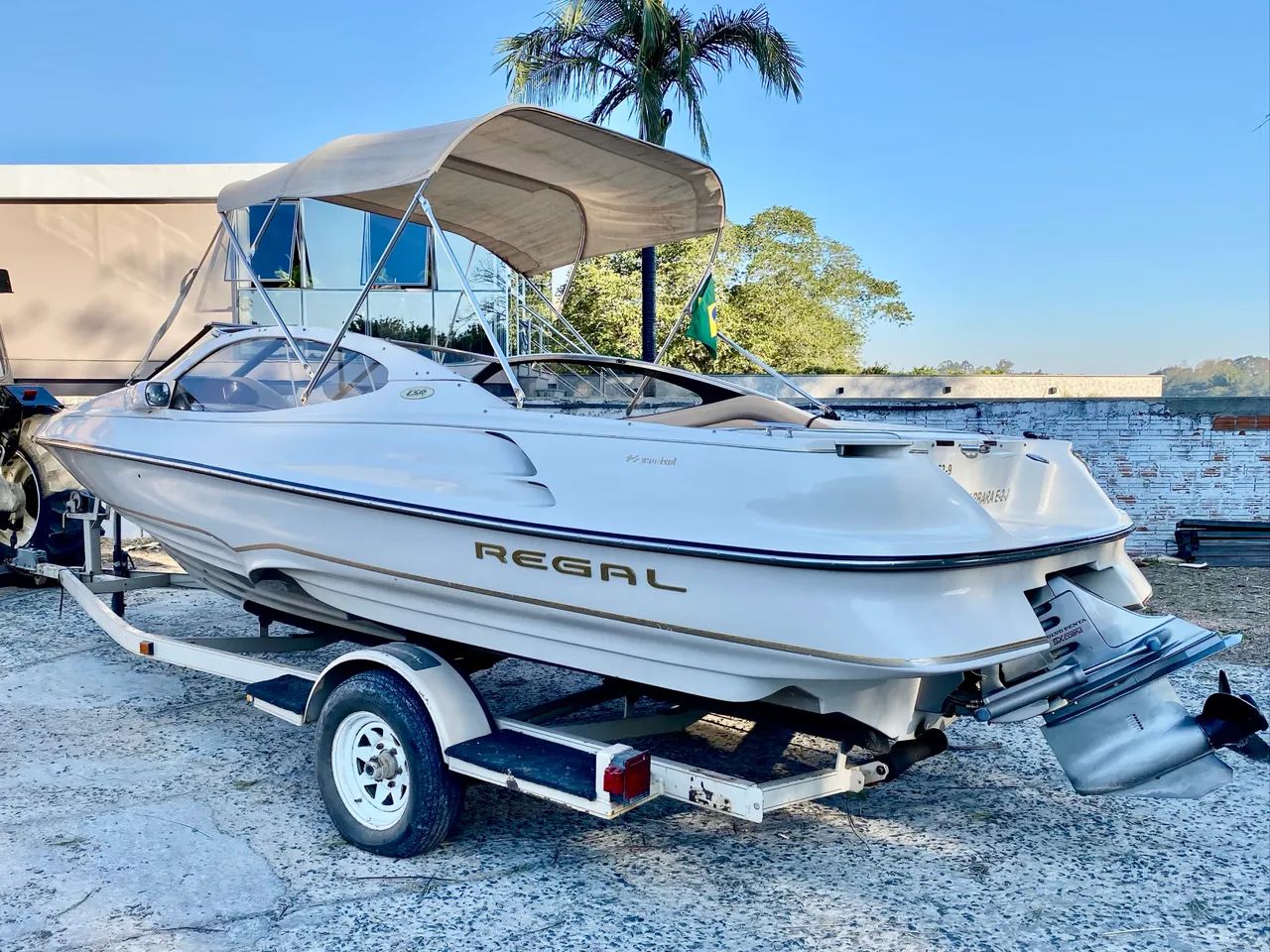 Lancha Regal 21 Pés Volvo Penta V8 | Carreta Original | Pronta p/ Navegar