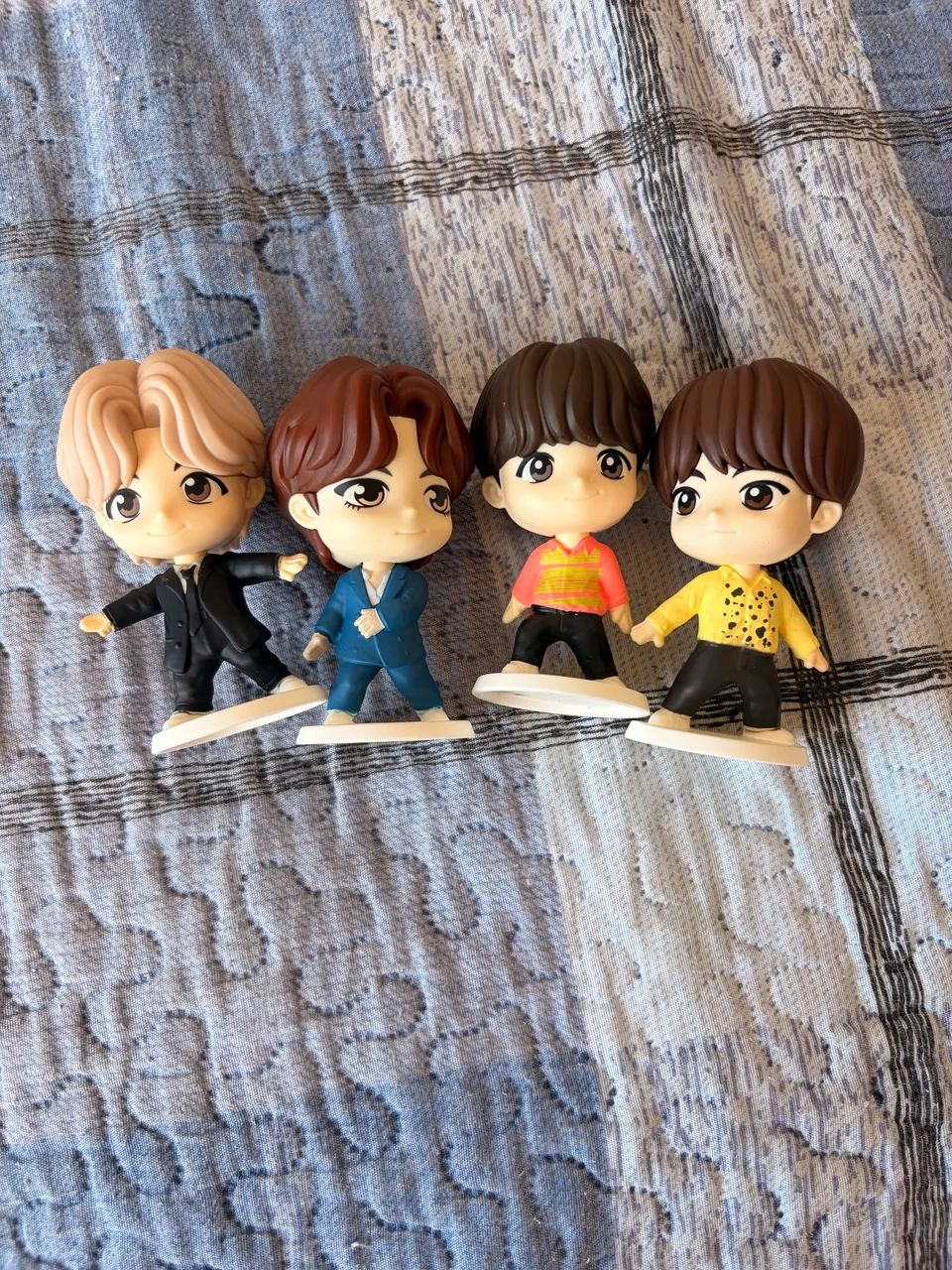 BONECOS MC?DONALDS BTS TINYTAN 4